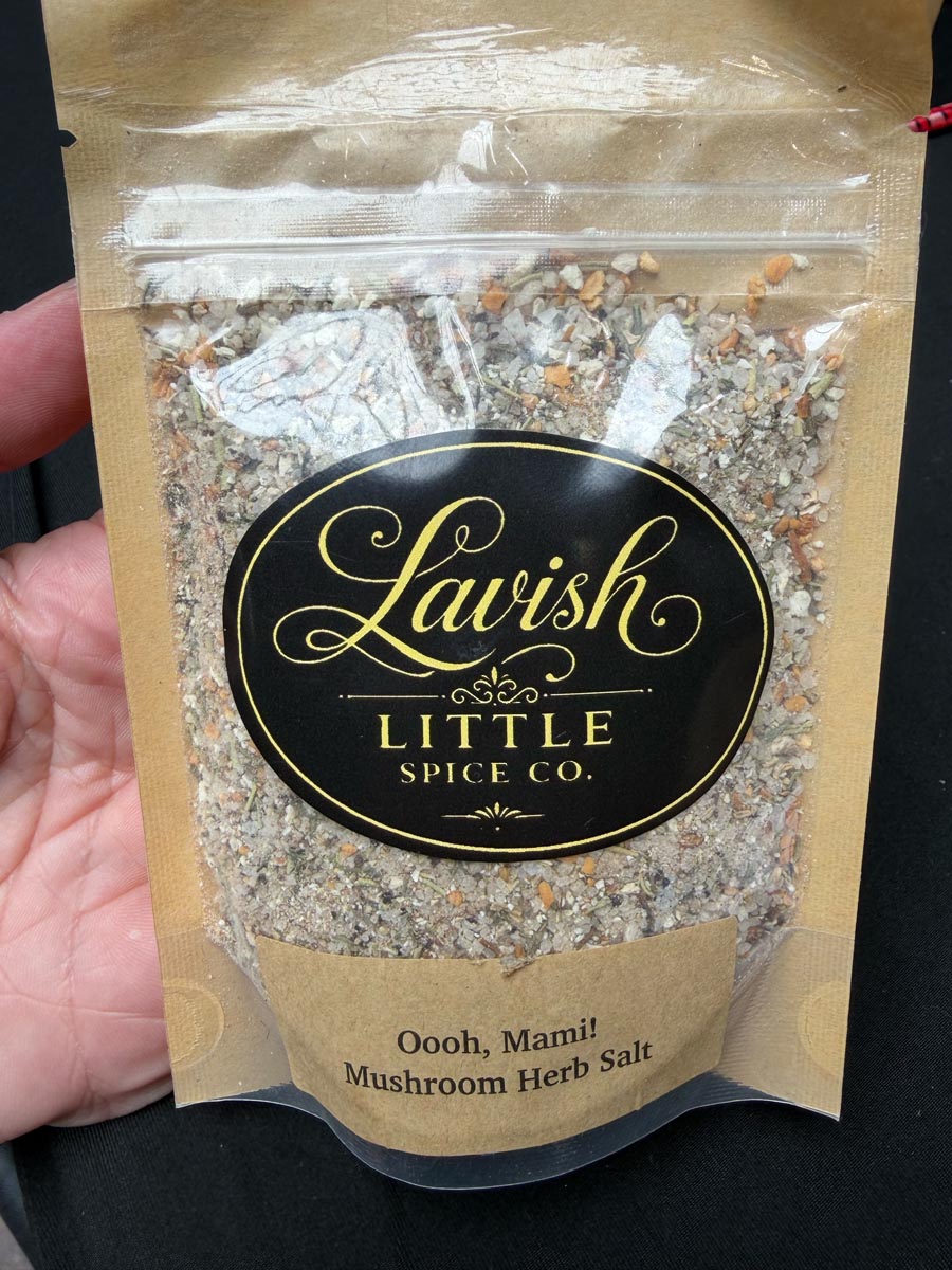 Oooh, Mami! Mushroom Herb Salt